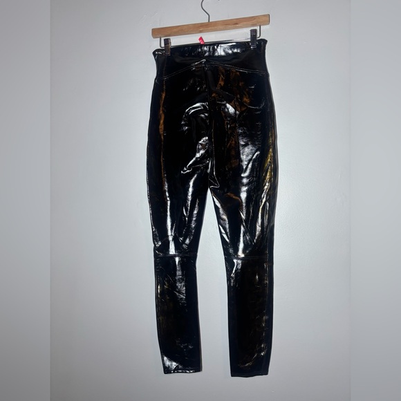 SPANX Faux Leather Patent Leggings - Picture 6 of 9